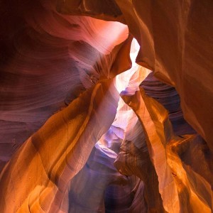 Höhle mit Licht